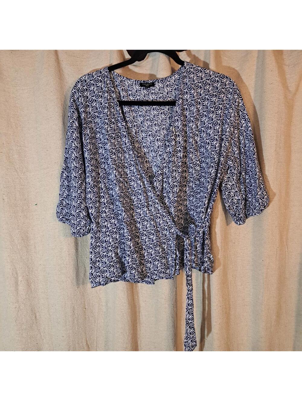 Talbots Petite Medium Blue and White Patterned Blouse with Tie Detail